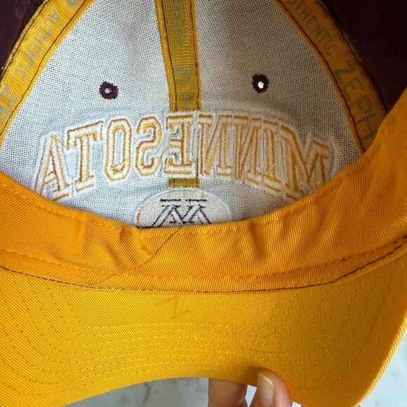 Minnesota Golden Gophers Vintage Zephyr Snapback Hat Unisex - Picture 8 of 11